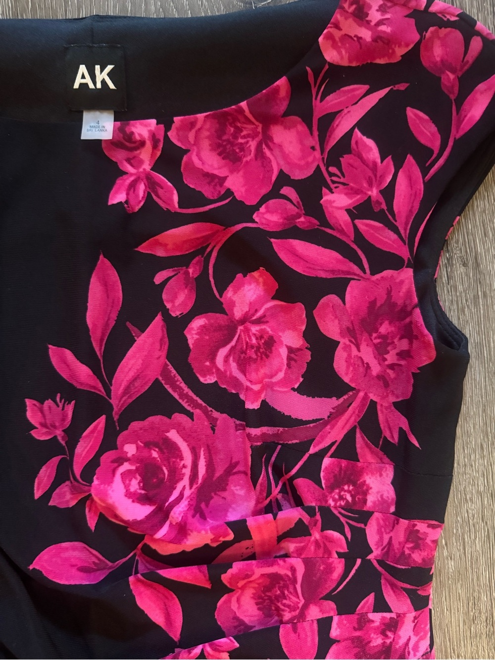 Anne Klein Size 4 Black Stretch Rouched Dress with Pink Floral Print - Picture 3 of 5